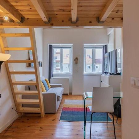Tiny Retreat In Lisbon Apartment Bagian luar foto